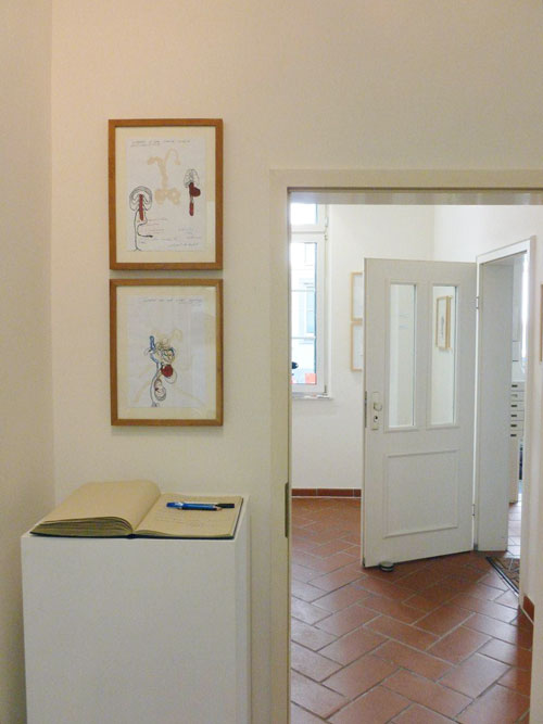 Pavel Schmidt: verh&ouml;&auml;ltnism&auml;ssig masslos vermessen